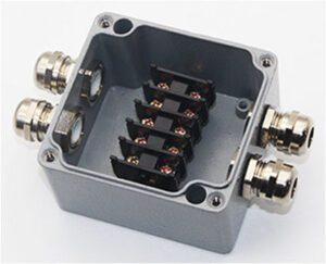 Αδιάβροχο Αλουμινένιο Κουτί Διακλάδωσης IP68 - 4 Terminals